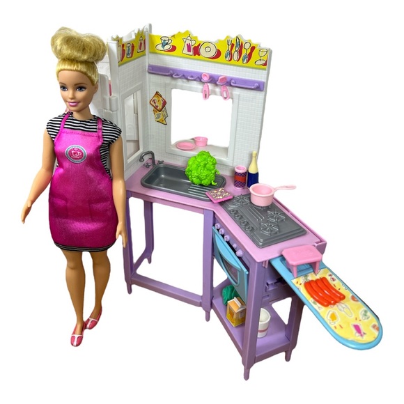 Vintage 2001 Barbie All Around Kitchen Playset with Barbie Doll - Picture 2 of 8